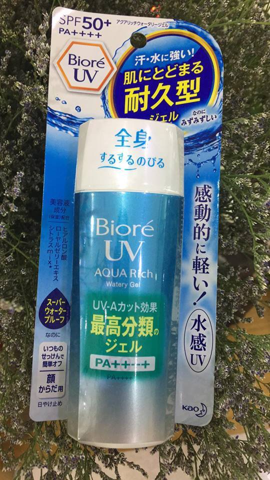 Kem chống nắng Biore Aqua Rich Watery Gel SPF50